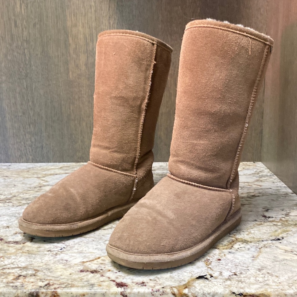 Bear paw boots